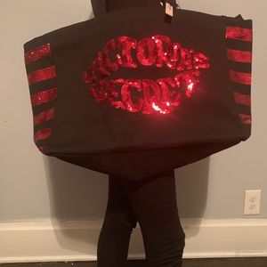 Brand New VS pink tote ‼️
